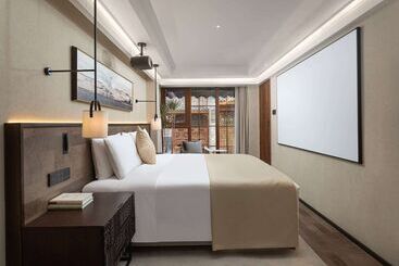 Hotel Wyndham Garden Qionglai Downtown