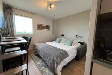 هتل آپارتمان Appart Hotel   Gare Tgv   Courtine   Confluence   411