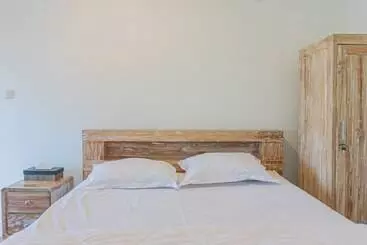 Pensione Santya Loka Lodge & Twin Waterfall