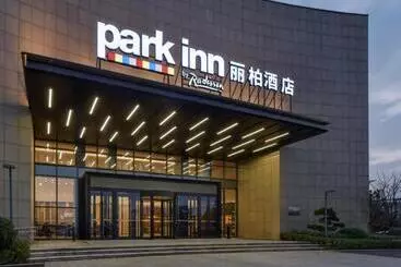 هتل Park Inn By Radisson, Nanchang Honggutan Wanda Plaza Twin Towers