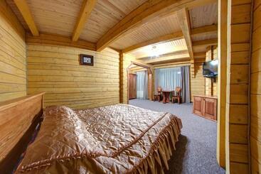 فندق Karpatski Dzherela