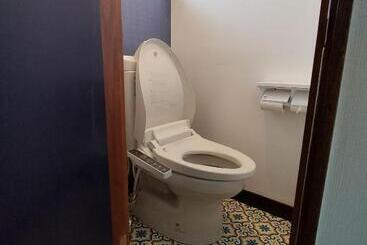 Vandrarhem 木の家ゲストハウス5号館