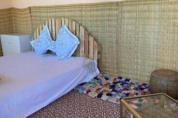 Les Cavaliers Chez Yassine