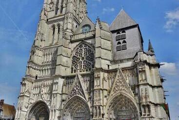 Appartement 1 , Disneyland   Parking Gratuit   Maison Des Platanes