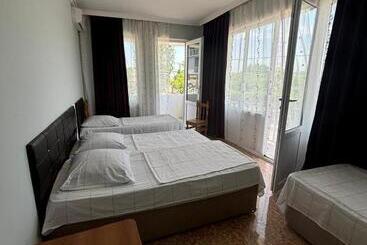 پانسیون Joni Mari