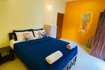 Aparthotel 2bhk By The Beach