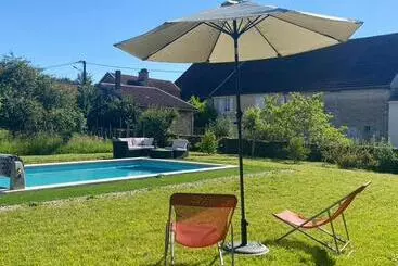 Aamiaismajoitus (B&B) Chez Odette Cypres De Provence