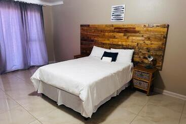 ホテル Moshoeshoe 1