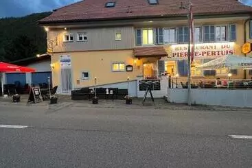Pensionat Restaurant Pierre Pertuis