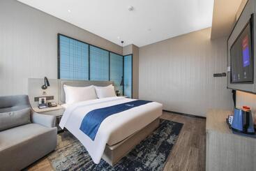 Echarm Hotel Zhongxiang Mochou Lake Branch