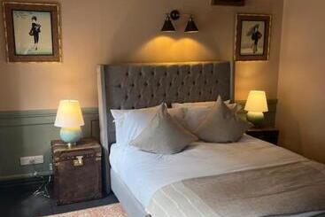 Bed and Breakfast Pallant Hideaway