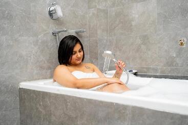 هتل Gurjehome Serenity