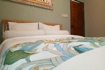 膳宿费 Kubu D  Teba