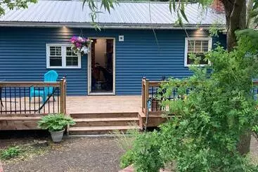 Whispering Birch Bed And Breakfast