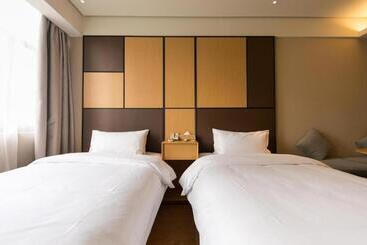 Ji Hotel Xi An Tonghuamen Metro Station