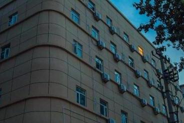 Hanting Hotel Yantai Nan Street Xinqiao