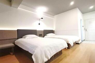 Hotell Hi Inn Shanghai World Expo Linyi Road