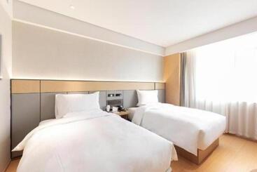 Ji Hotel Shanghai University Tacheng Road