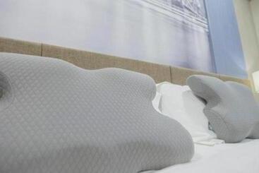 Chonpines Hotels·korla Jinxing