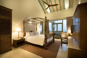 Hotelli Candella House