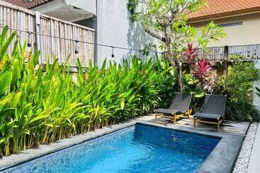 פנסיון Island Boy Guesthouse N Prime Location In Canggu