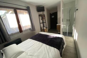 Отель Au Relais Gascon