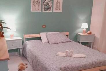 مبيت وإفطار Papa House