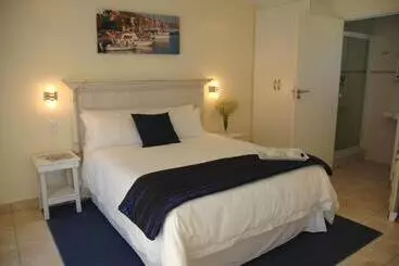 تختخواب و صبحانه Santorini Guesthouse