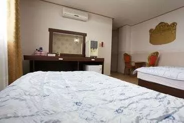 Hotel Bobos