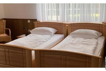 住宿加早餐 Gästehaus Thun