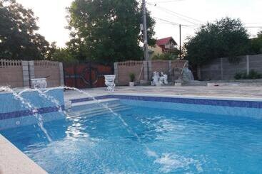 بنسيون Cool Breeze Mamaia Nord