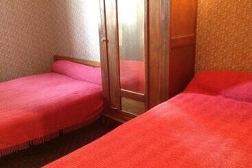 پانسیون Maison Notre Dame De La Treille