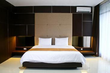 בית מלון כפרי Balcony Sukabumi