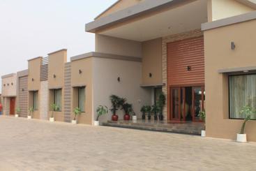 酒店 Moon Palace Kolwezi