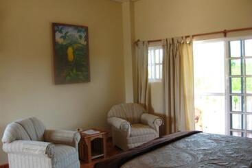 Bed and Breakfast Serenity Sands