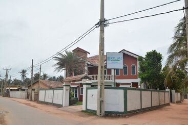 Explore Hostels Negombo