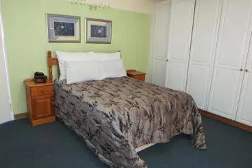 Hotel Lajava Guest Lodge