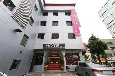 Motel Andong Munhwa