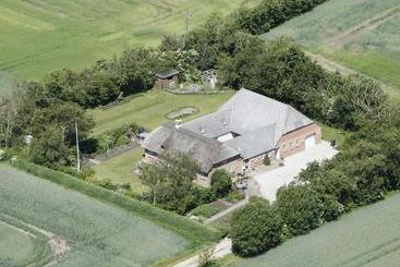 مبيت وإفطار Nyager Apartments