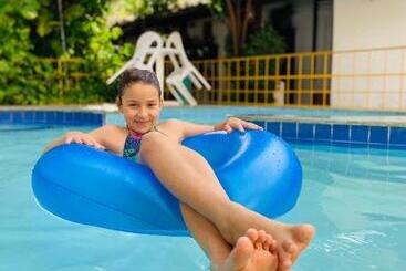 Hotel Pousada Dos Candeeiros