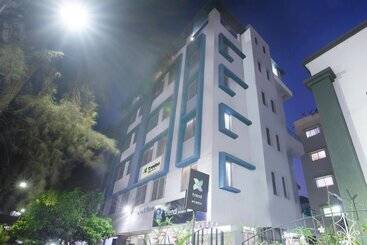 Hotel Treebo Park View Hadapsar