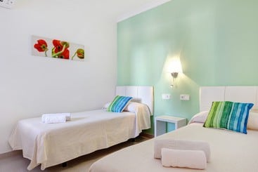 Huoneisto Son Bou Family Gardens