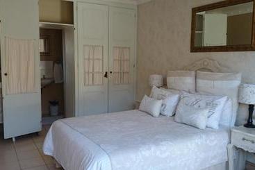 アパートメント Riversway Guest House