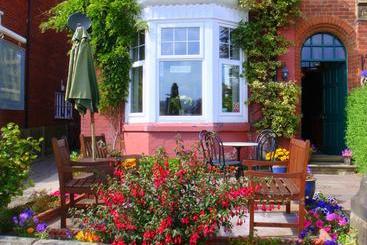 Streonshalh Bed & Breakfast