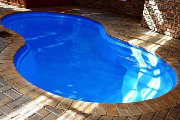 بنسيون West Street Inn  Ermelo