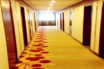 Отель Greentree Inn Jiangsu Nantong Haimen Sanchang North Wangjiang Road Business