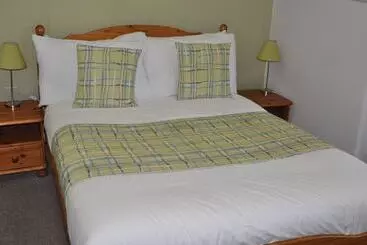 Hotel West Loch
