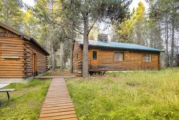 コテージ Island Park Fishing Cabin   Walk To Henrys Fork!