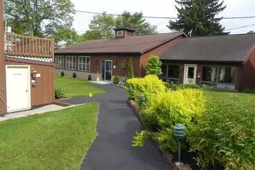 Mohican Resort Motel