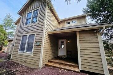 Landhus Summit Serenity By Avantstay Central Location W/ Mountain Views & Deck